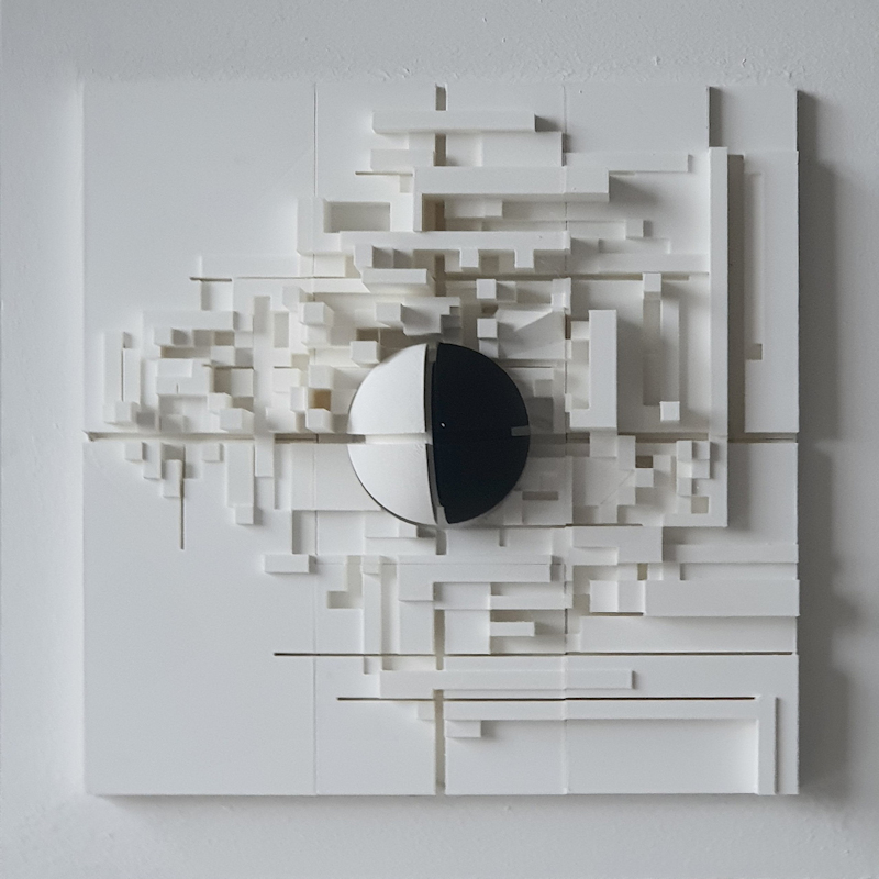 Entire Half (edgy)- Digital Art Sculpture by Ivo Meier