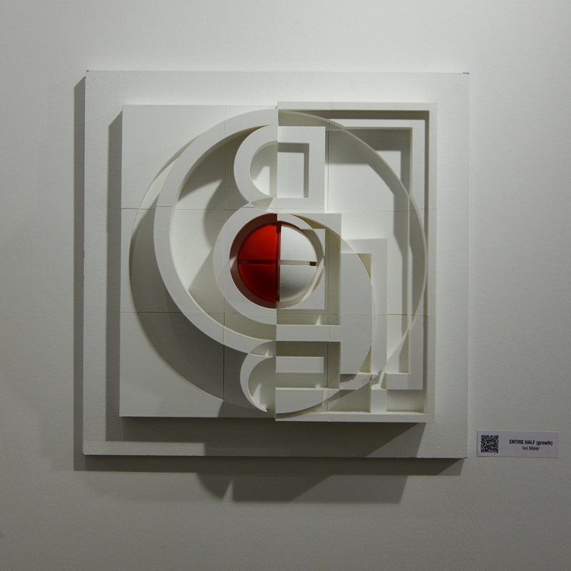 Entire Half wall sculpture III by Ivo Meier