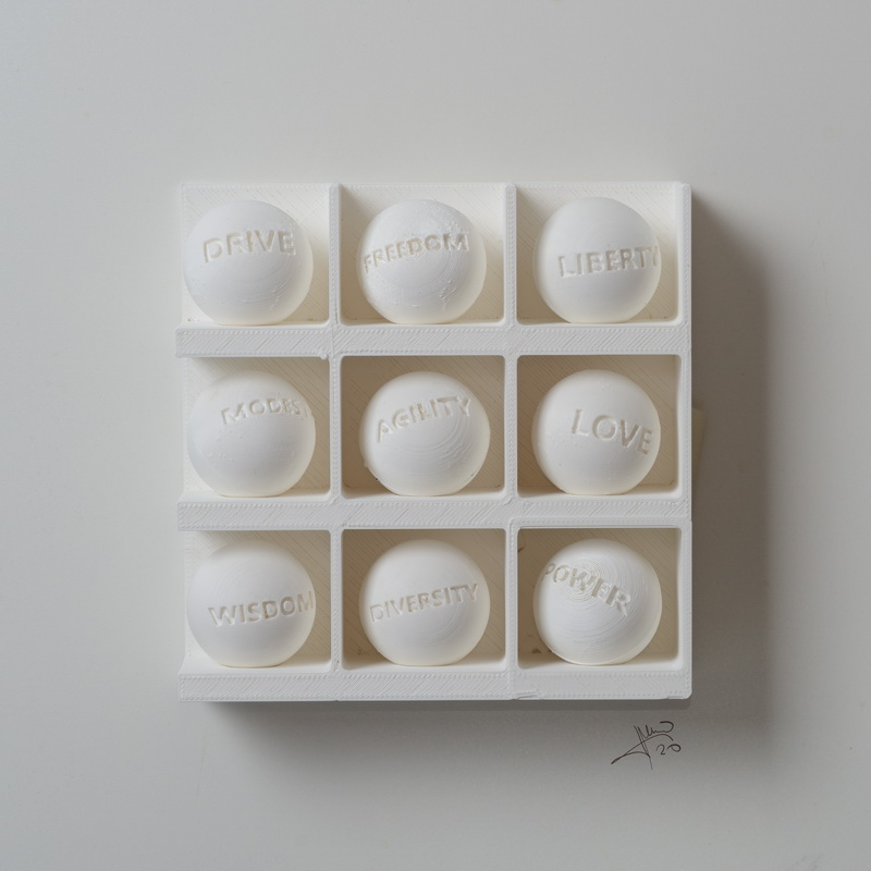 Big Values (Sweetspot) - Phygital Sculpture by Ivo Meier