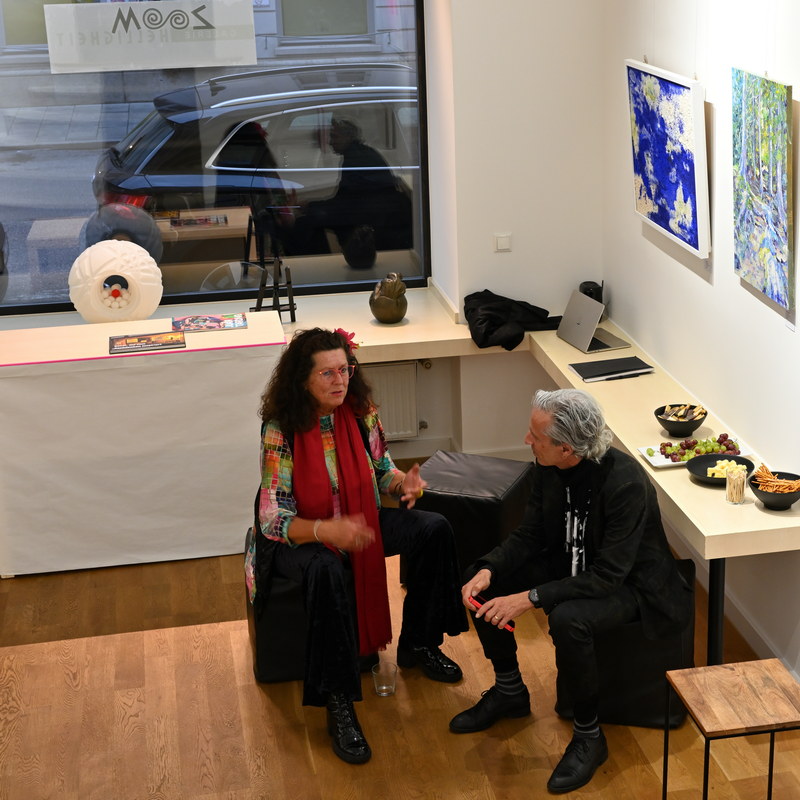 Deep Dialogue At Galerie Helligkeit